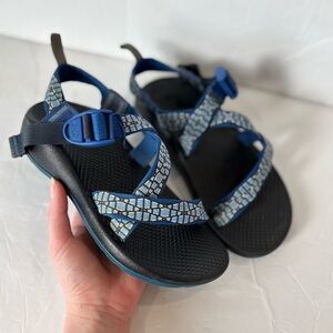 Chaco Kids Z/1 Ecotread Sandals in Swell Eclipse Blue 
Size 2 Youth